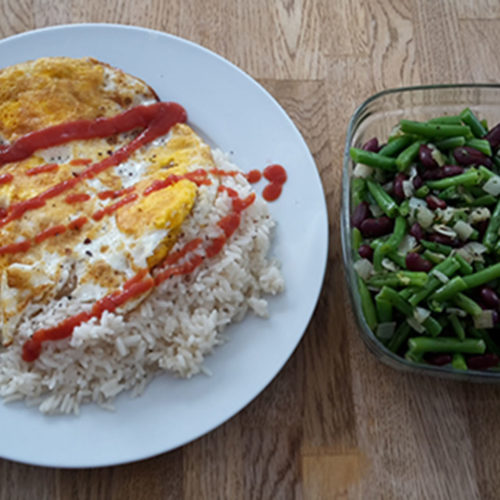 Omelett mit Reis und Bohnensalat (Rezept mit Bild) auf Kochen-verstehen.de