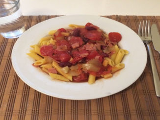 Penne mit Tomatensauce auf Kochen-verstehen.de